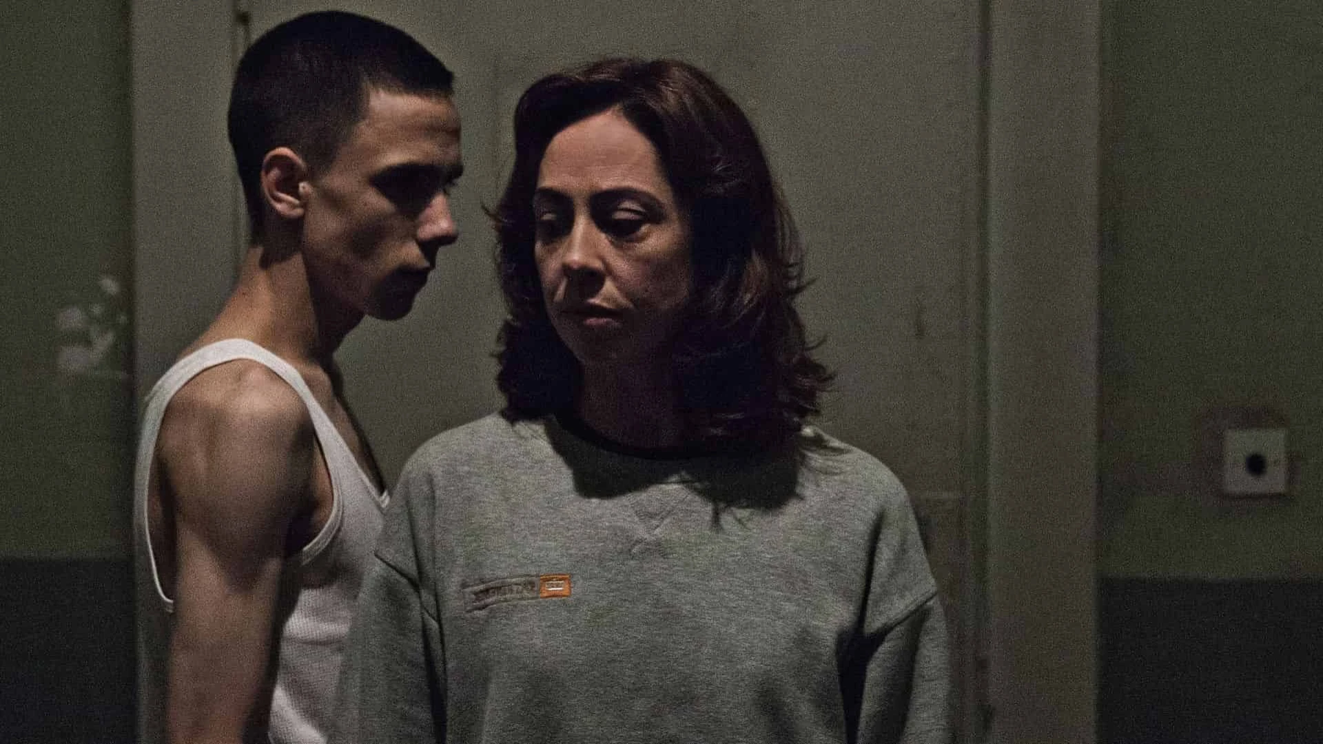 دانلود فیلم The Hour of the Lynx 2013