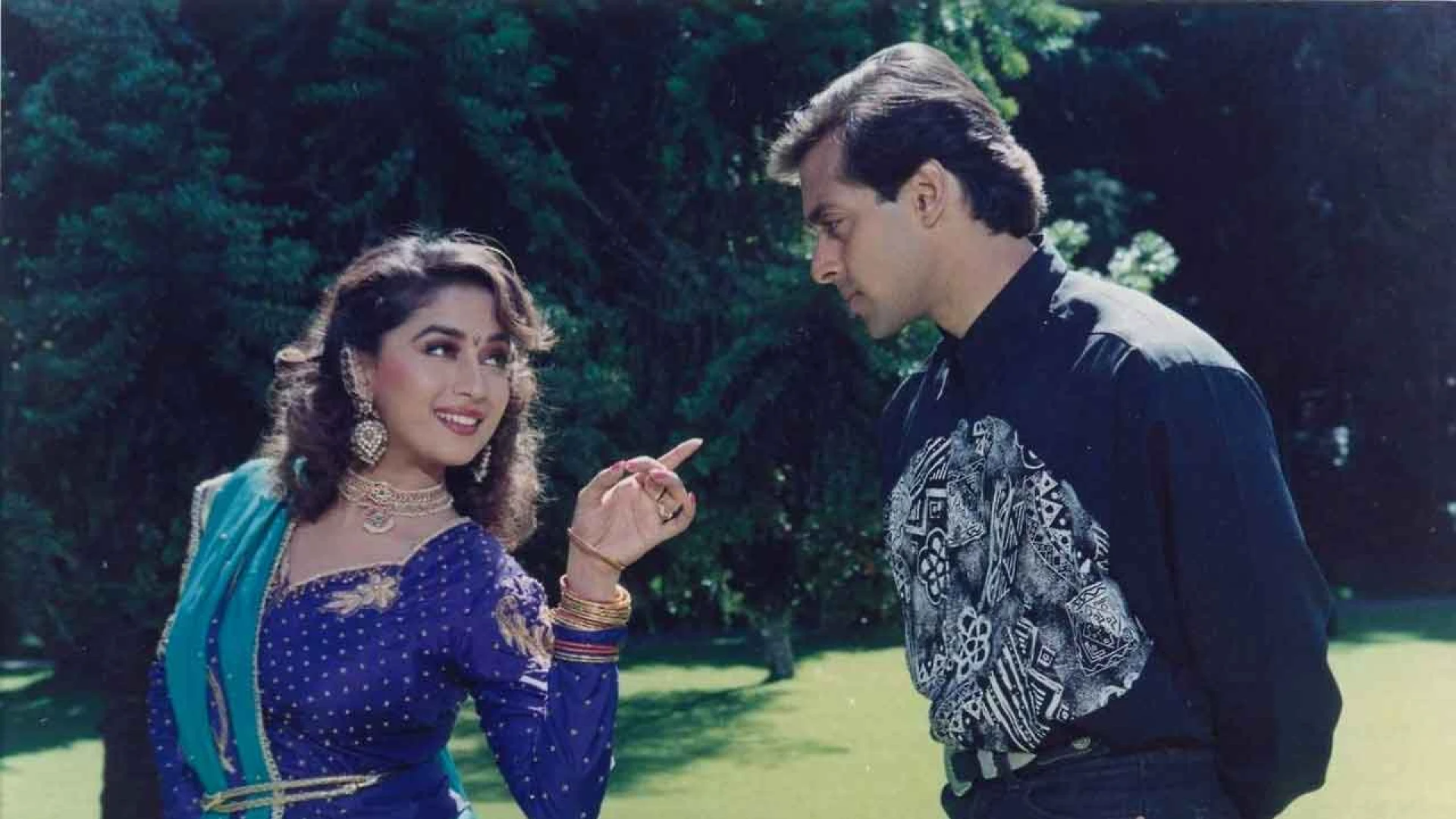 دانلود فیلم Dil Tera Aashiq 1993