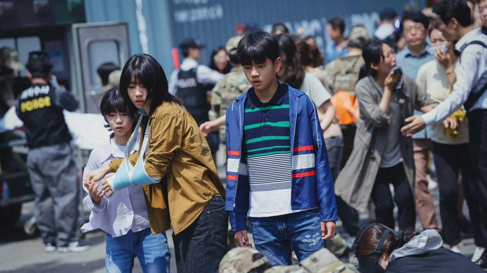 دانلود سریال Goodbye Earth