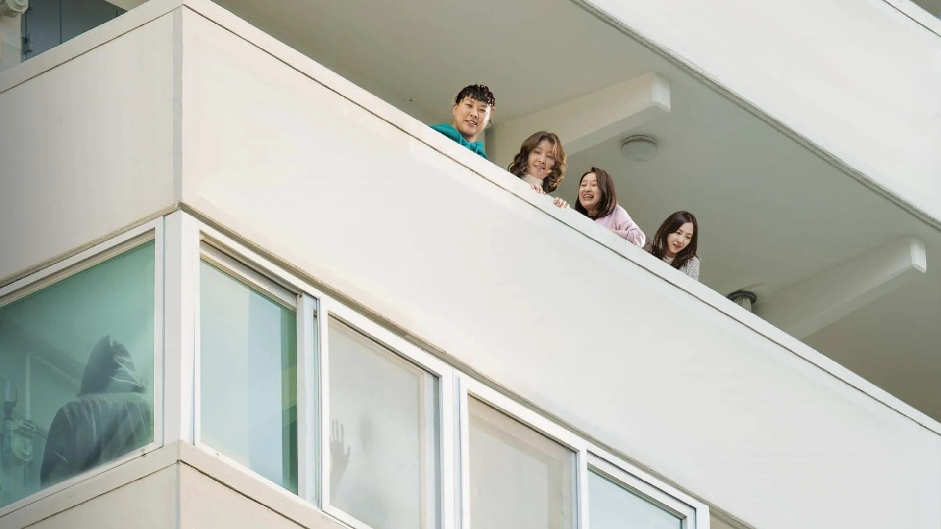 دانلود سریال Salon De Holmes