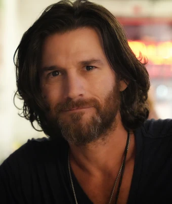 Johnny Whitworth