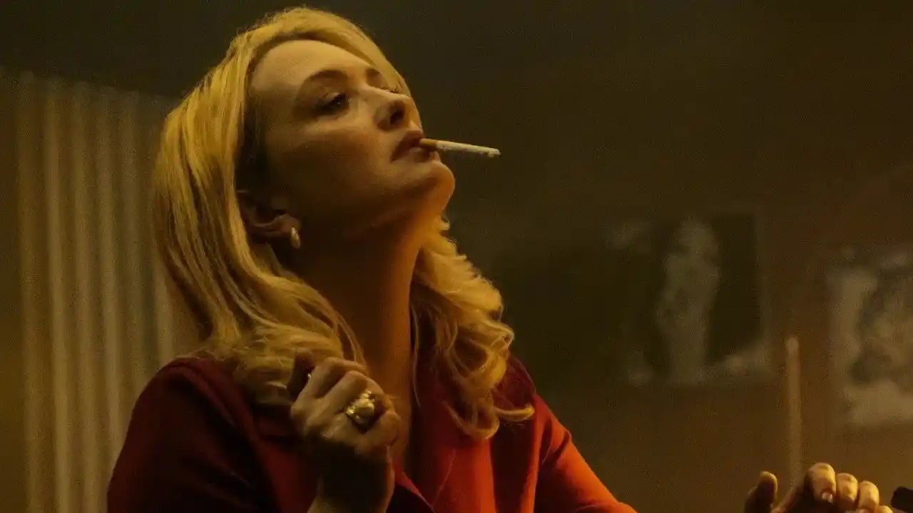 دانلود سریال Mrs Playmen