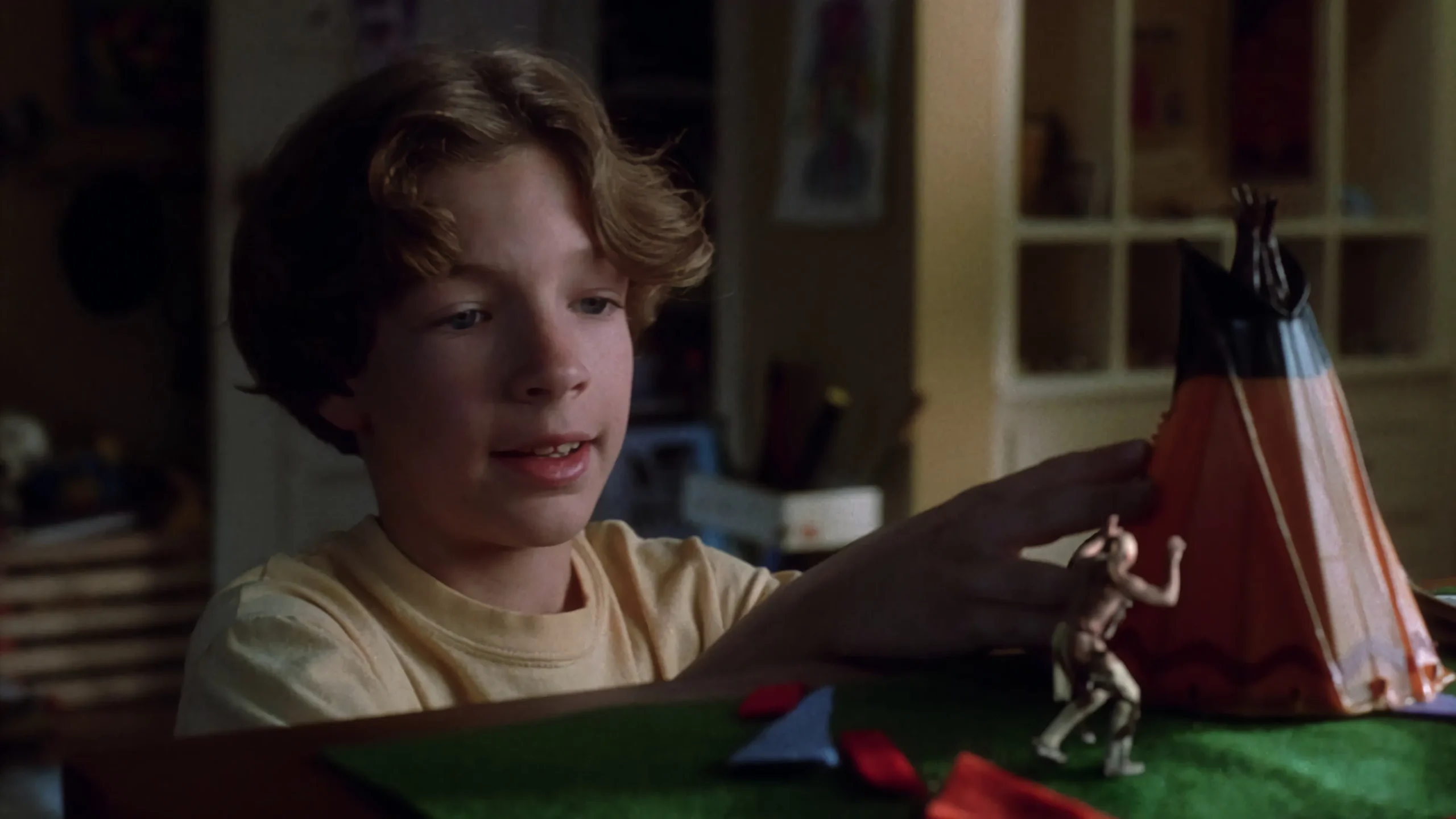 دانلود فیلم The Indian in the Cupboard 1995